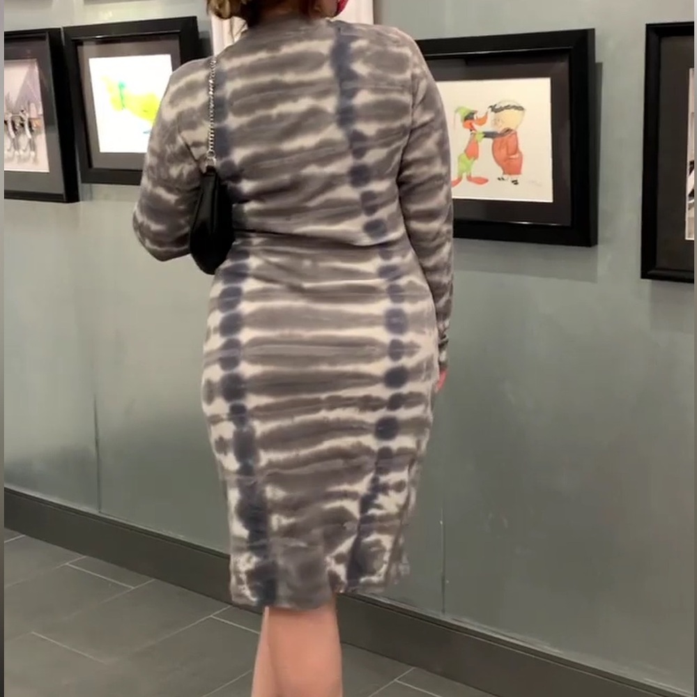 Young Fabulous & Broke Black and Cream Tie-Dye Long Sleeve Dress - Picture 5 of 5